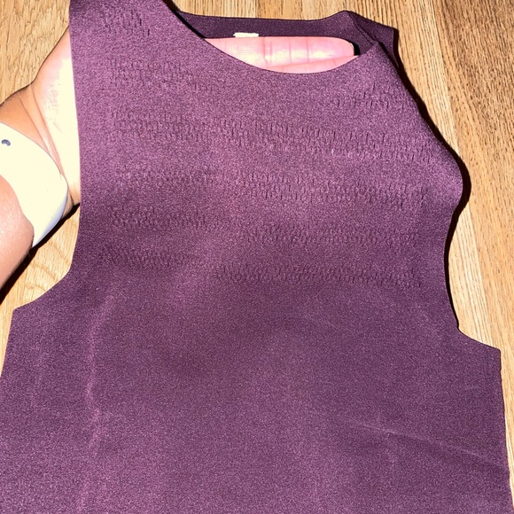 Lululemon Tank Top - Picture 5 of 7